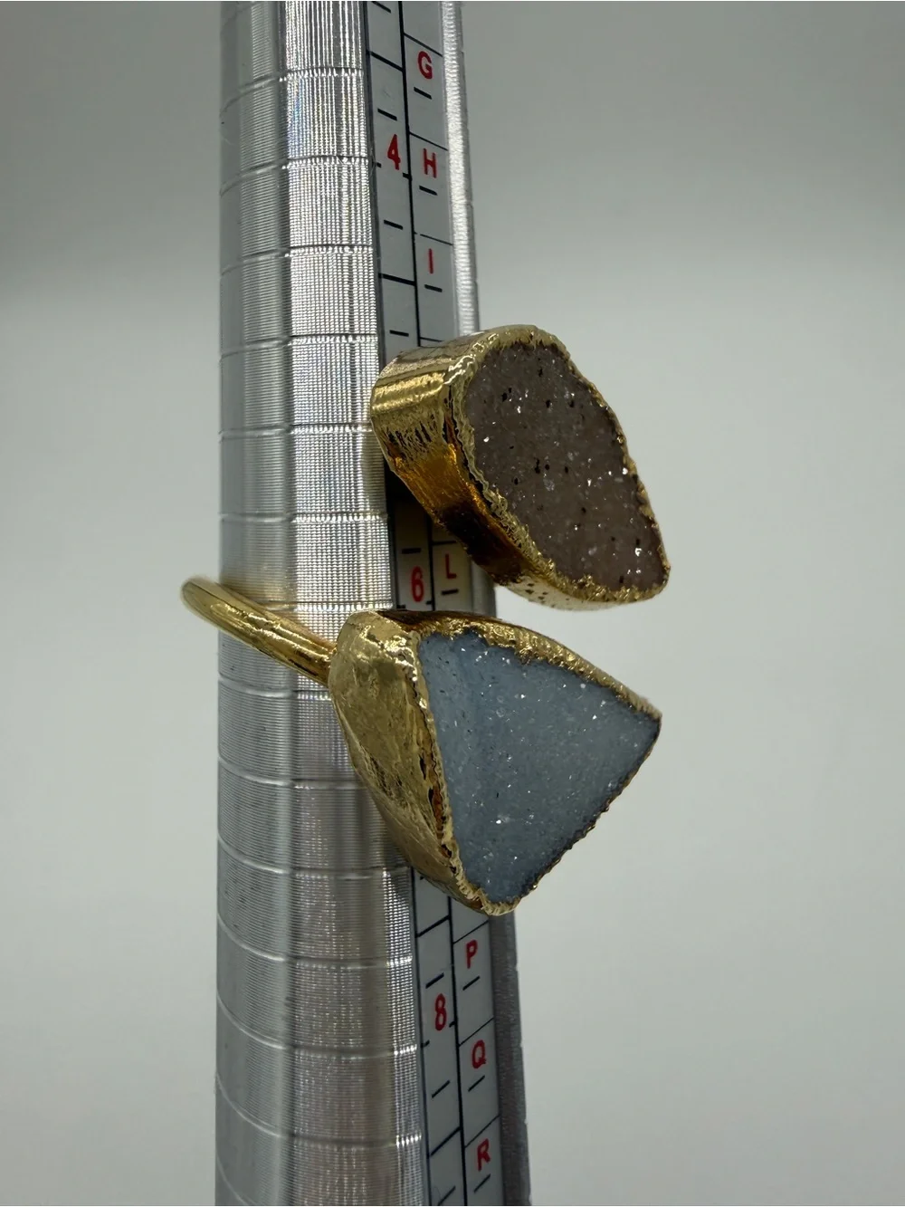 NWOT Gold-Trim Druzy Double Stone Ring in Beige and Light Blue